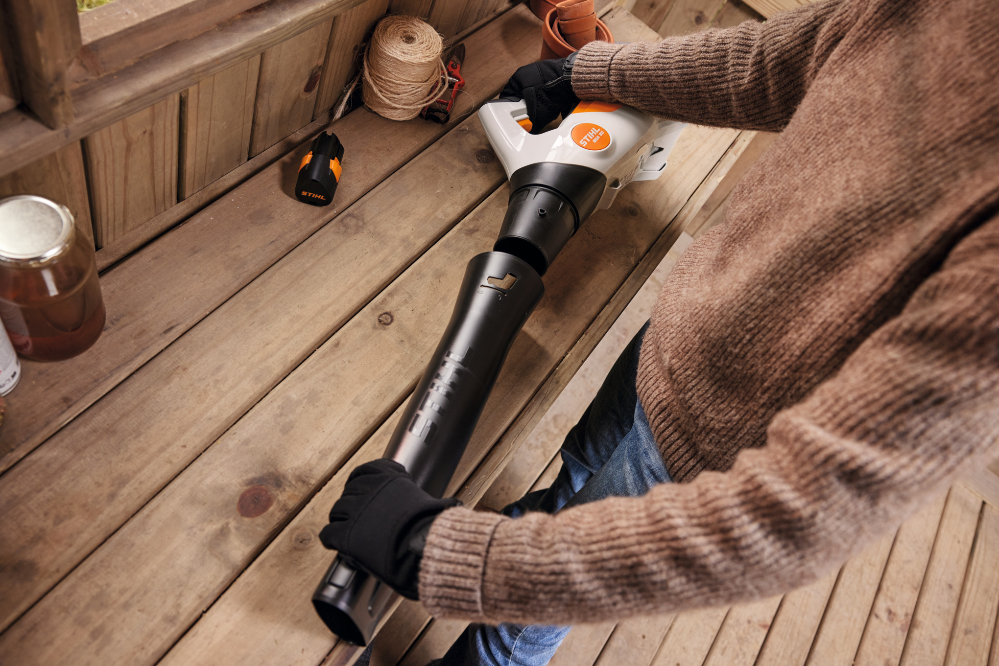BGA 30 Battery Blower with 2x AS 2 batteries and AL 1 charger